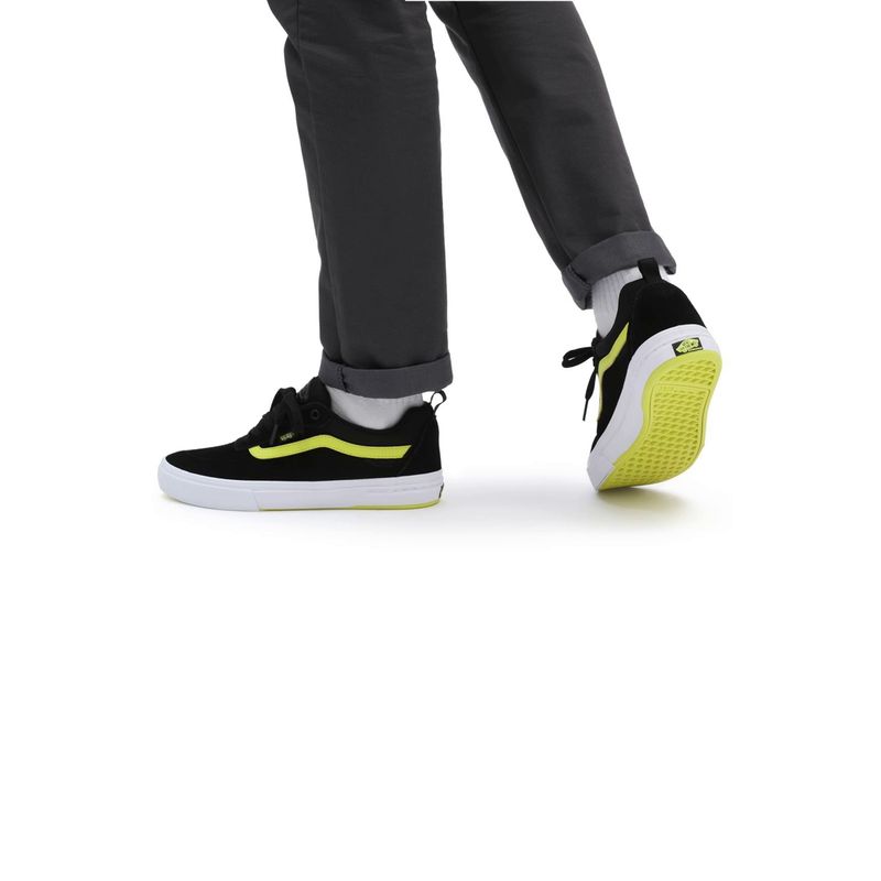 Fashion, accesorii si bijuterii - Copii - Incaltaminte copii - Sneakers si tenisi copii - Pantofi sport Vans de piele si piele intoarsa Kayle Walker 39 EU Negru - Infinity.ro