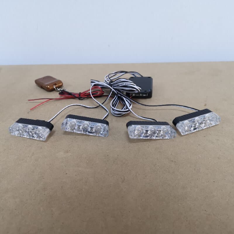 Casa si Gradina - Corpuri si surse de iluminat - Iluminat comercial si industrial - Proiectoare si lampi de lucru - Set 4 lumini stroboscop rosu albastru grila, telecomanda, 7 functii, 12V - Infinity.ro