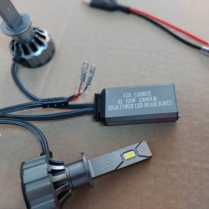 Auto si Moto - Electrice auto - Iluminare si semnalizare - Becuri auto - Becuri led H1 Canbus 120W, lumina alb-rece, 12000 lumeni, fara eroare - Infinity.ro