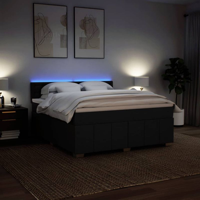 Casa si Gradina - Mobilier - Paturi si accesorii - Paturi - Pat box spring cu saltea, negru, 180x200 cm, catifea - Infinity.ro