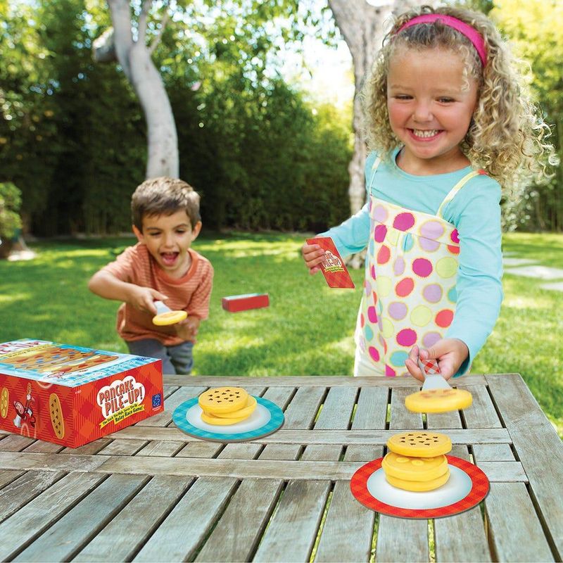 Jucarii, Copii si Bebe - Jucarii si jocuri - Jucarii & jocuri educative - Jucarii interactive - Joc stafeta - Intrecerea clatitelor - Infinity.ro