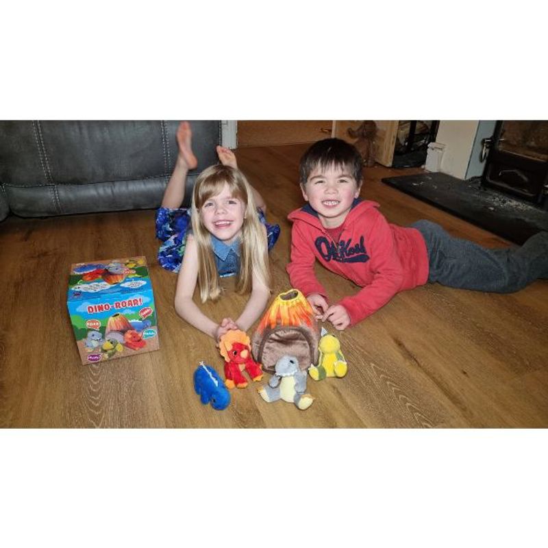 Jucarii, Copii si Bebe - Jucarii si jocuri - Jucarii de plus - Set Dinozauri cu sunet - Infinity.ro
