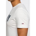 Fashion, accesorii si bijuterii - Barbati - Imbracaminte - Tricouri si bluze barbati - Tricou Tommy jeans Tjm Center Chest Graphic,Alb, Marime XL Alb XL INTL - Infinity.ro