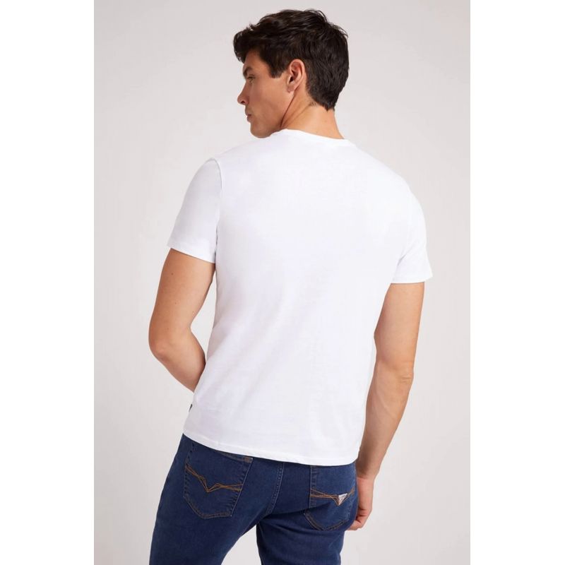 Fashion, accesorii si bijuterii - Barbati - Imbracaminte - Tricouri si bluze barbati - Tricou Barbati Guess MBBI40KAVR0 2XL INTL Alb - Infinity.ro