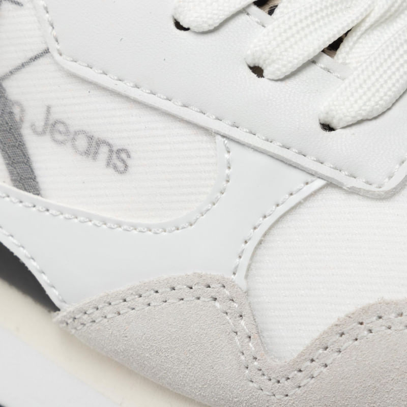 Fashion, accesorii si bijuterii - Femei - Incaltaminte femei - Sneakers si tenisi femei - Sneakers Calvin Klein Retro Runner YW0YW00634 37 EU Alb - Infinity.ro