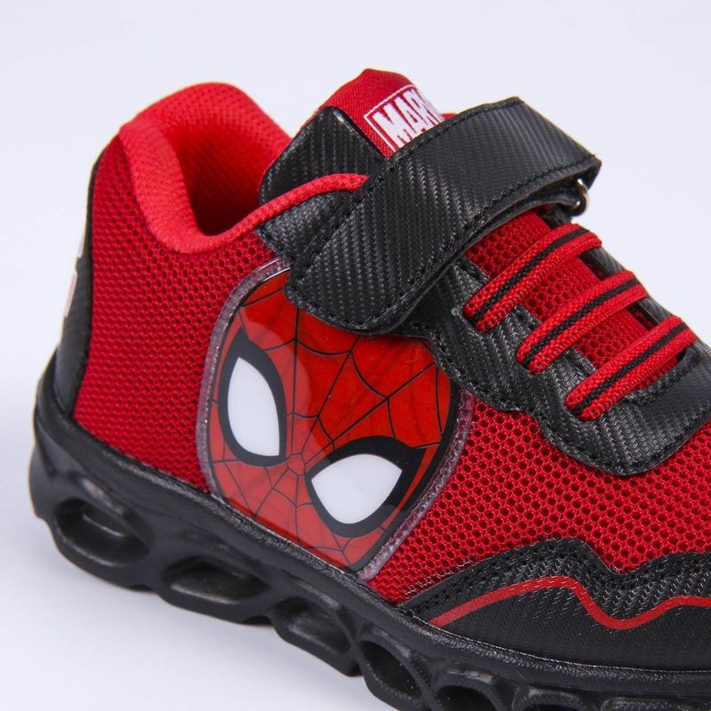 Fashion, accesorii si bijuterii - Copii - Incaltaminte copii - Pantofi copii - Pantofi sport cu luminite Spiderman,Rosu model 2300004994, Marime 32 EU - Infinity.ro
