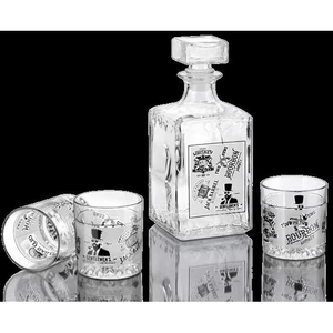 Set 7 piese whisky, 1 decantor cu 6 pahare ABYZ™