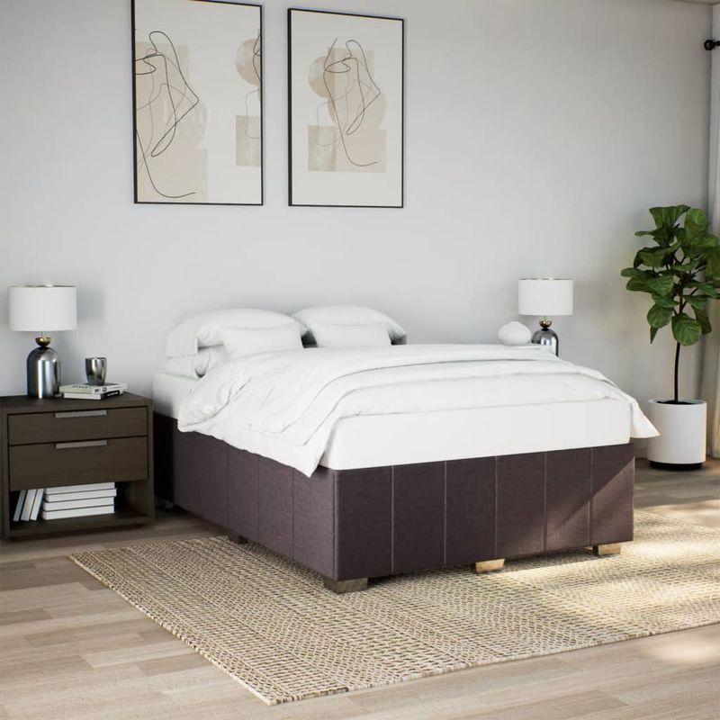 Casa si Gradina - Mobilier - Paturi si accesorii - Paturi - Cadru de pat fara saltea, maro inchis, 140x200 cm, textil - Infinity.ro