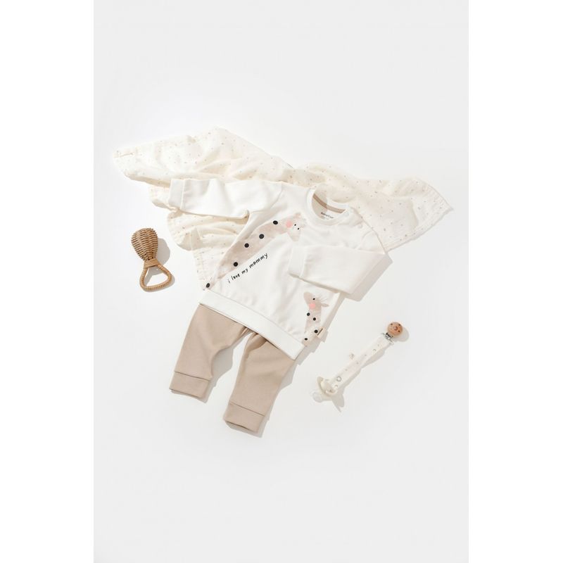 Fashion, accesorii si bijuterii - Copii - Imbracaminte copii - Body-uri copii - Set bluzita cu maneca lunga si pantaloni lungi Girafa, BabyCosy, 100% bumbac organic, Ecru (Marime: 18-24 Luni) - Infinity.ro