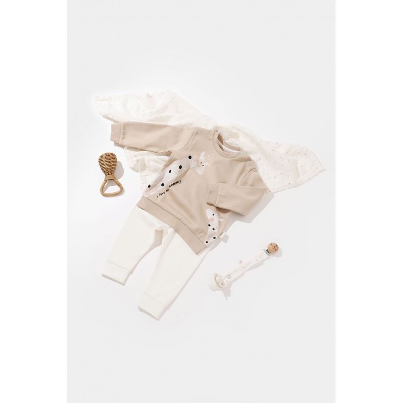 Fashion, accesorii si bijuterii - Copii - Imbracaminte copii - Body-uri copii - Set bluzita cu maneca lunga si pantaloni lungi cu buline Girafa, BabyCosy, 100% bumbac organic, Mink (Marime: 12-18 Luni) - Infinity.ro
