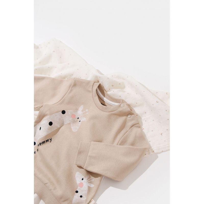 Fashion, accesorii si bijuterii - Copii - Imbracaminte copii - Body-uri copii - Set bluzita cu maneca lunga si pantaloni lungi cu buline Girafa, BabyCosy, 100% bumbac organic, Mink (Marime: 12-18 Luni) - Infinity.ro