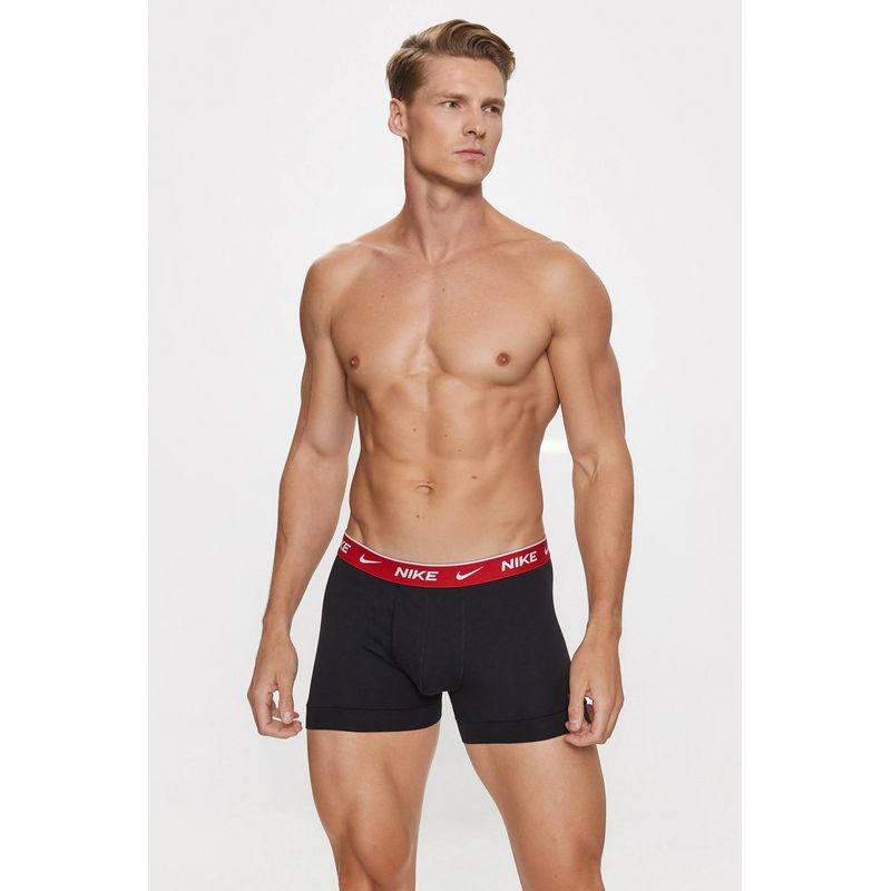 Fashion, accesorii si bijuterii - Barbati - Lenjerie si pijamale barbati - Lenjerie intima barbati - Set 3 perechi de boxeri Nike Everyday 0000KE1008 S INTL Multicolor - Infinity.ro