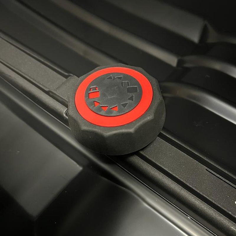 Auto si Moto - Piese auto si accesorii - Caroserie - Ornamente exterior auto - Cutie portbagaj Aleo Adventure 205 Negru Lucios - Infinity.ro