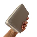 Fashion, accesorii si bijuterii - Femei - Accesorii femei - Genti si rucsacuri femei - Geanta peste umar pentru smartphone, carduri si bani, eleganta si practica, gri - Infinity.ro