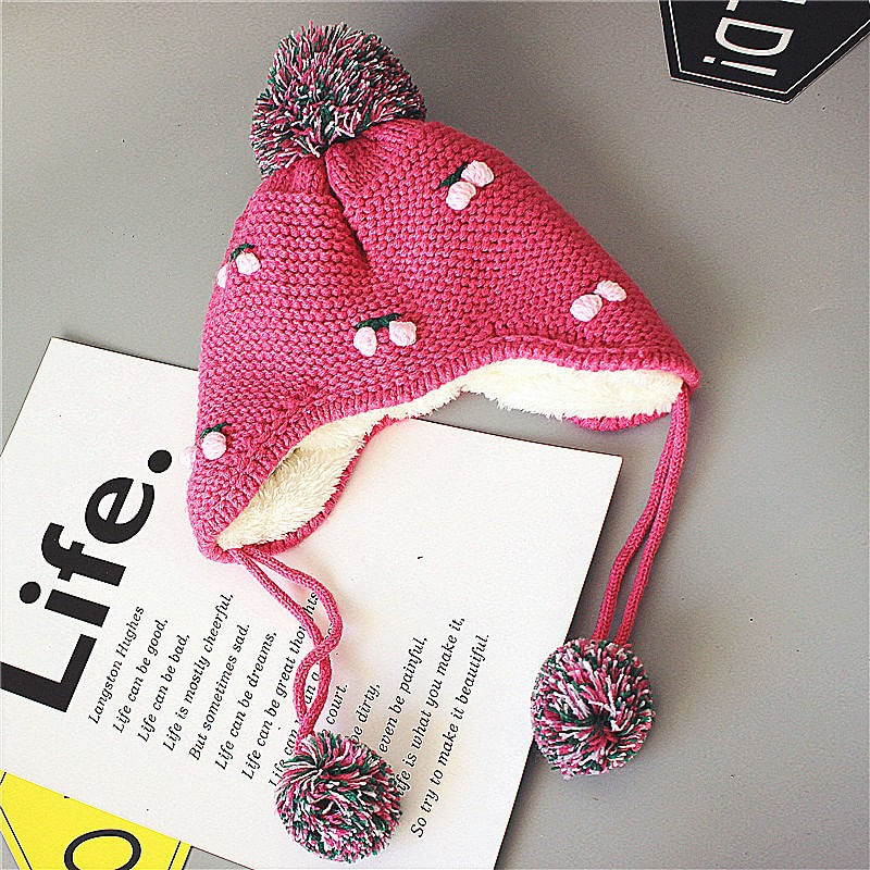 Fashion, accesorii si bijuterii - Copii - Accesorii copii - Caciuli si palarii copii - Caciula de iarna cu cirese (Culoare: Galben) - Infinity.ro