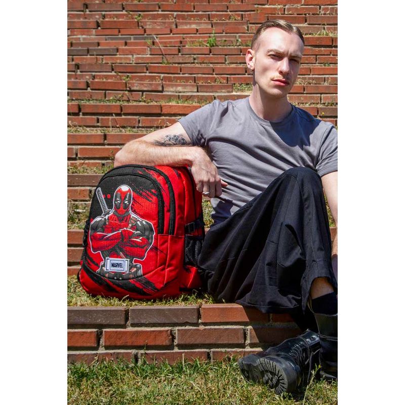 Carti si Birotica - Rechizite - Rucsacuri si genti scolare - Ghiozdan scoala Plus Deadpool Bad, 46 x 34 x 21 cm 46 x 34 x 21 cm Rosu | Negru - Infinity.ro