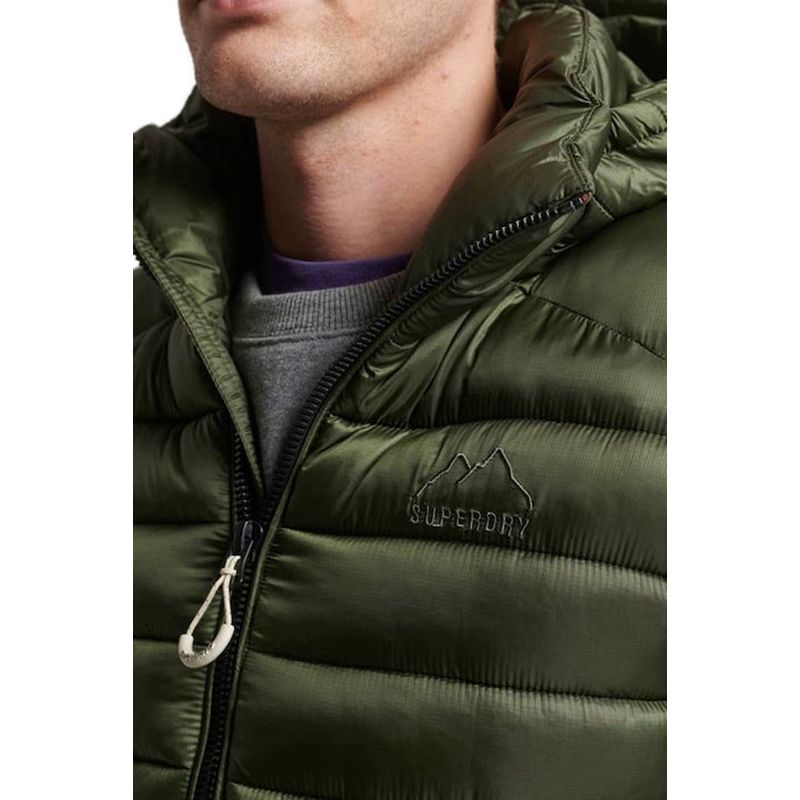 Fashion, accesorii si bijuterii - Barbati - Imbracaminte - Jachete si geci barbati - Geaca barbati Superdry Fuji Puffer M5011821A 2XL INTL Kaki - Infinity.ro