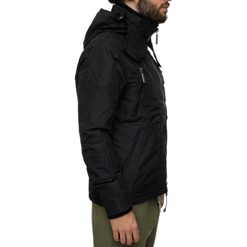 Fashion, accesorii si bijuterii - Barbati - Imbracaminte - Jachete si geci barbati - Geaca barbati Superdry Mountain Windcheater M5011868A L INTL Negru - Infinity.ro