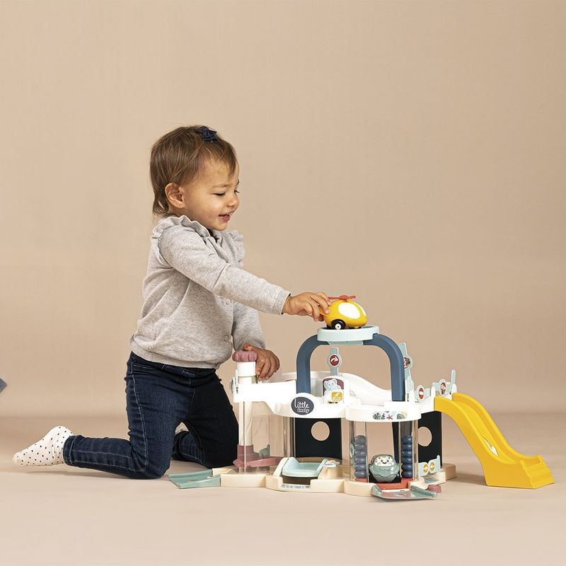 Jucarii, Copii si Bebe - Jucarii si jocuri - Vehicule si jucarii cu telecomanda - Masinute - Pista de masini smoby first garage cu masinuta - Infinity.ro