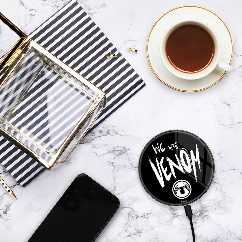 Laptop, Telefoane si Tablete - Telefoane mobile si accesorii - Accesorii Telefoane - Incarcatoare telefoane - Incarcator wireless Fast Charge Marvel Venom Multicolor - Infinity.ro