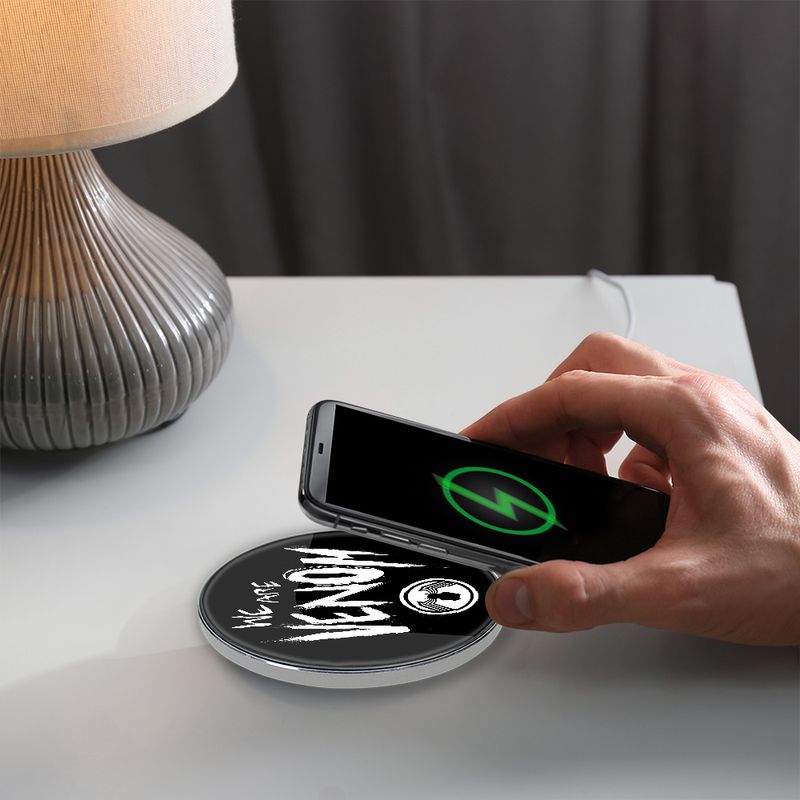 Laptop, Telefoane si Tablete - Telefoane mobile si accesorii - Accesorii Telefoane - Incarcatoare telefoane - Incarcator wireless Fast Charge Marvel Venom Multicolor - Infinity.ro