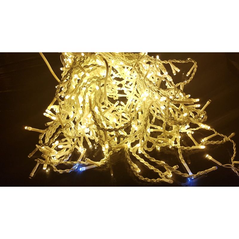 Casa si Gradina - Decoratiuni - Decoratiuni de sezon - Instalatie de Craciun 4 m x 0.7m, Perdea Franjurata, Alb Cald, 132 LED-uri, fire albe, interconectabila - Infinity.ro