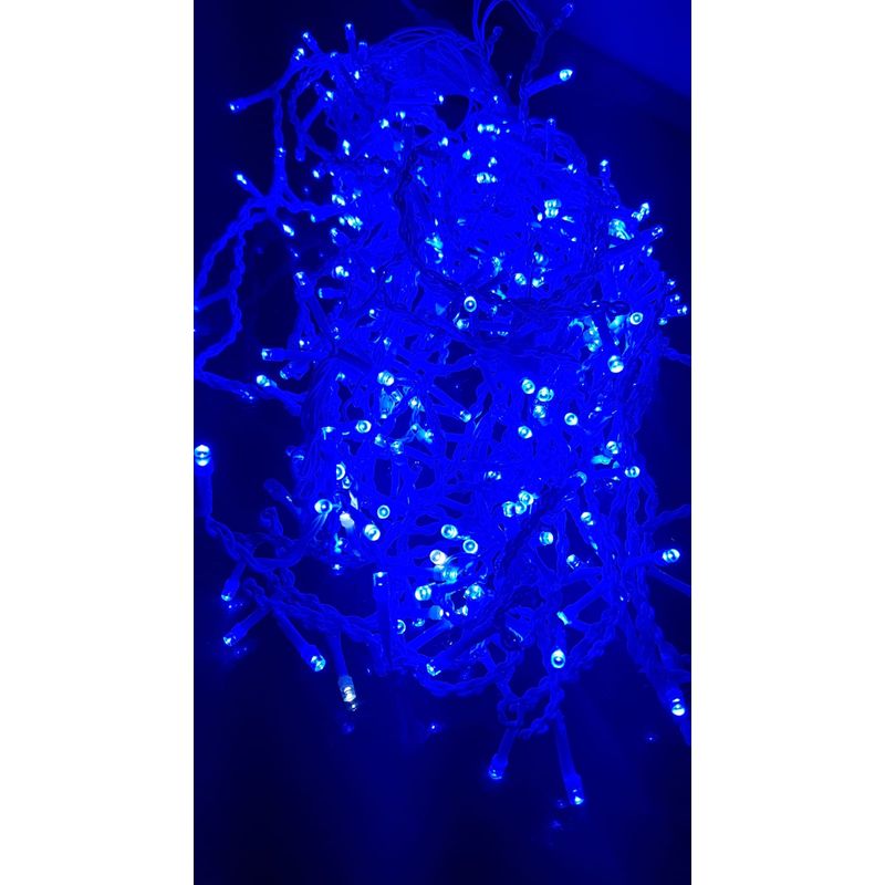 Casa si Gradina - Decoratiuni - Decoratiuni de sezon - Instalatie de Craciun 4 m x 0.7 m tip Perdea Franjurata Albastru, 132 LED-uri, interconectabila, fire albe - Infinity.ro