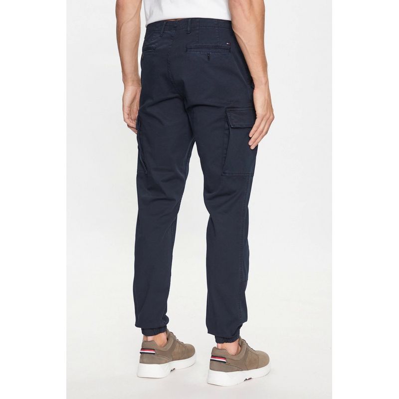Fashion, accesorii si bijuterii - Barbati - Imbracaminte - Pantaloni barbati - Pantaloni barbati Tommy Hilfiger Joggers Chelsea MW0MW31149 Bleumarin W34-L32 US - Infinity.ro
