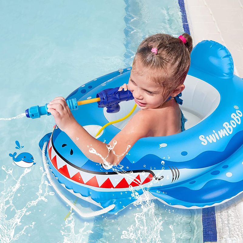 Jucarii, Copii si Bebe - Jucarii si jocuri - Jucarii de exterior - Colaci, ochelari si accesorii inot copii - Colac de inot bebelusi si copii cu accesorii si jucarii distractive, pistol cu apa, Baby Shark, 1 - 5 ani, bebeLOGIC™ - Infinity.ro