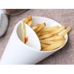 Casa si Gradina - Bucatarie si vesela - Vesela si tacamuri - Farfurii si boluri - Bol pentru servire 2 in 1, Con pentru servire gustari si suport pentru sosuri, Alb, 16.5 x 10 cm - Infinity.ro