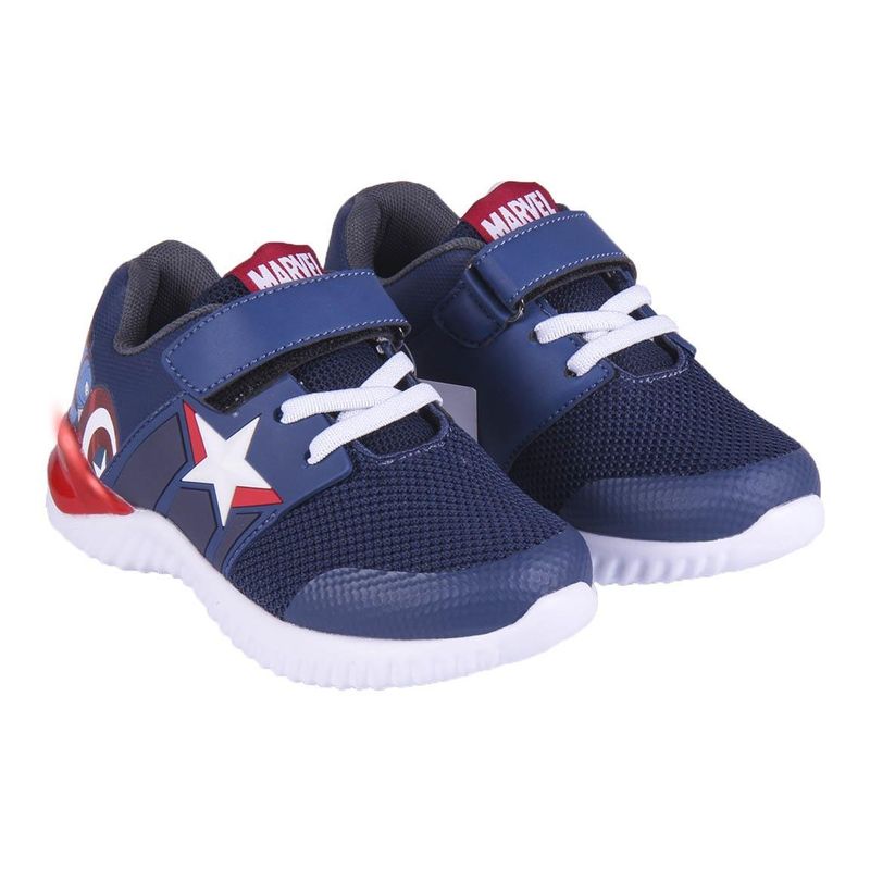 Fashion, accesorii si bijuterii - Copii - Incaltaminte copii - Pantofi copii - Pantofi sport cu luminite Capitan America, model 2300004696, Marime 34 EU, Albastru - Infinity.ro