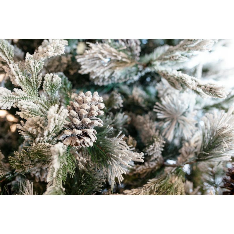 Casa si Gradina - Decoratiuni - Decoratiuni de sezon - Brad artificial Premium Alaska cu zapada si conuri de brad, 150 cm - Infinity.ro