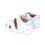 Fashion, accesorii si bijuterii - Copii - Incaltaminte copii - Sandale copii - Sandale Primii Pasi pentru Copii Fluturasi Garvalin, blanco (Marime: 22) - Infinity.ro