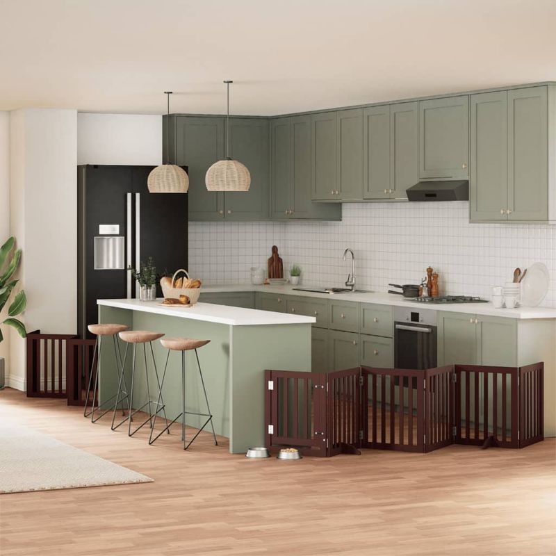 Petshop - Accesorii petshop - Culcusuri si custi - Custi interior si exterior - Poarta caini pliabila cu usa 12 panouri maro 600 cm, lemn plop - Infinity.ro