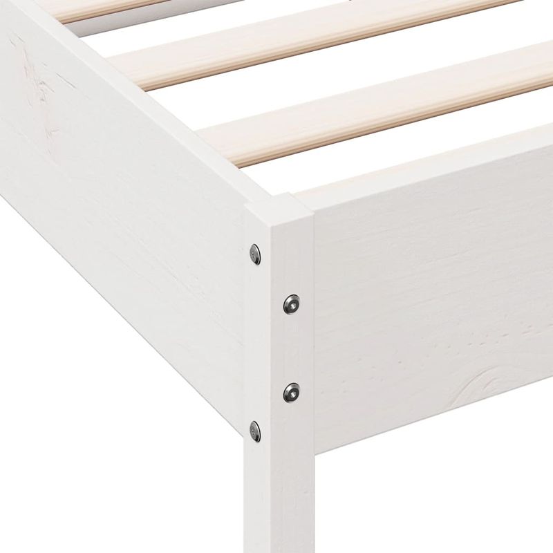 Casa si Gradina - Mobilier - Paturi si accesorii - Paturi - Cadru de pat fara saltea, alb, 135x190 cm, lemn masiv de pin - Infinity.ro