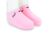 Fashion, accesorii si bijuterii - Copii - Lenjerie si pijamale copii - Sosete si dresuri copii - Sosete scurte monocrome cu pisica, roz 4-5 ani - Infinity.ro