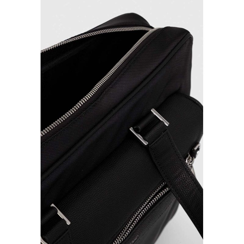 Laptop, Telefoane si Tablete - Laptopuri si accesorii - Accesorii Laptop - Genti laptop - Geanta pentru laptop Calvin Klein Elevated Laptop Bag W/Pckt K50K510582 Negru 39 x 28 x 7 cm - Infinity.ro