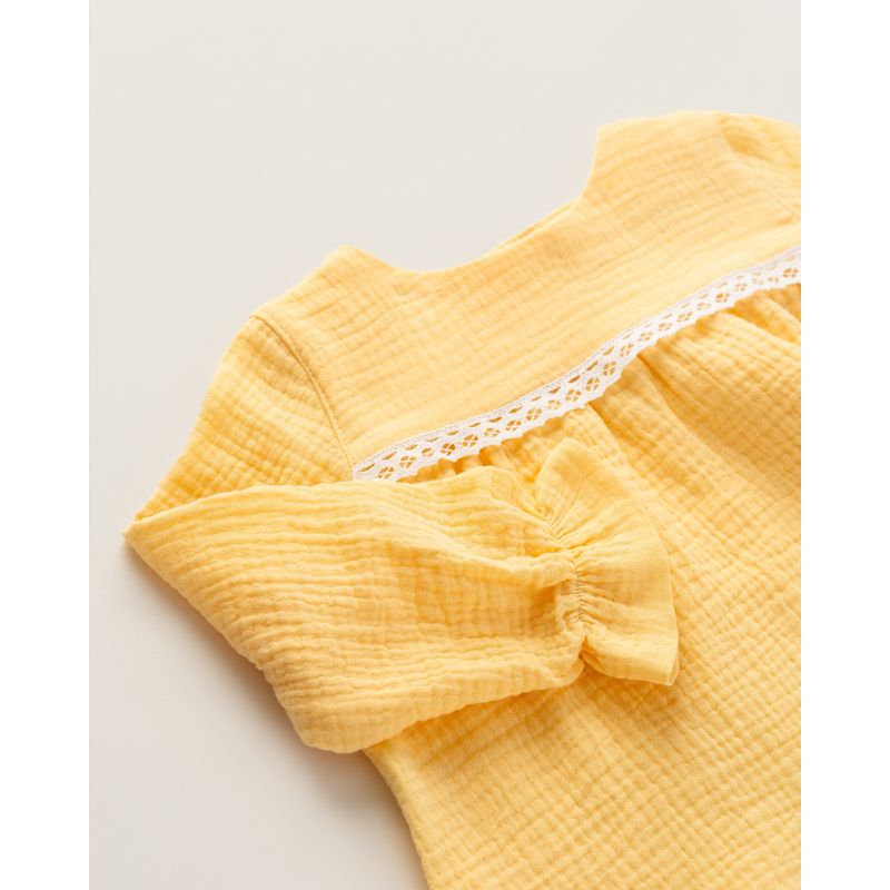 Fashion, accesorii si bijuterii - Copii - Imbracaminte copii - Bluze si camasi copii - Bluza din muselina galbena cu dantela 68 cm - Infinity.ro