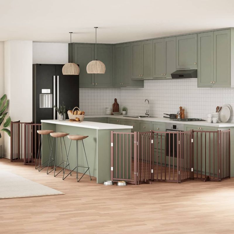 Petshop - Accesorii petshop - Culcusuri si custi - Custi interior si exterior - Poarta caini pliabila cu usa 15 panouri maro 750 cm, lemn plop - Infinity.ro