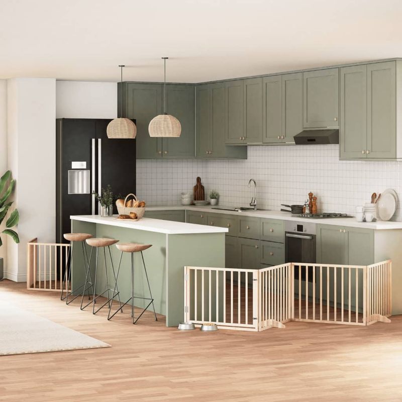 Petshop - Accesorii petshop - Culcusuri si custi - Custi interior si exterior - Poarta de caini pliabila cu usa, 6 panouri, 480 cm, lemn plop - Infinity.ro