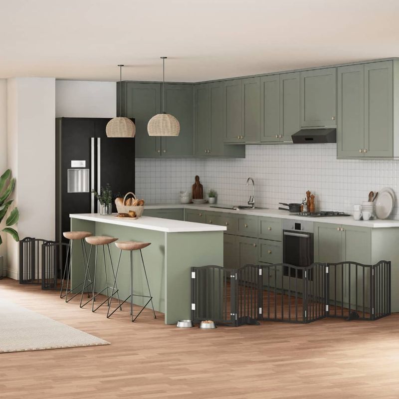 Petshop - Accesorii petshop - Culcusuri si custi - Custi interior si exterior - Poarta caini pliabila cu usa 12 panouri negru 600 cm, lemn plop - Infinity.ro