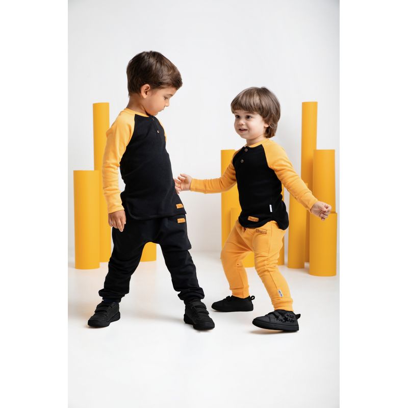 Fashion, accesorii si bijuterii - Copii - Imbracaminte copii - Pantaloni copii - Pantalon de trening (181275) Colectia "Big Trucks" 2021 Negru Marimea 68 - Infinity.ro