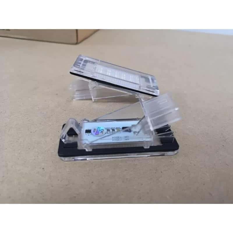 Auto si Moto - Piese auto si accesorii - Caroserie - Faruri, stopuri si proiectoare - Lampi numar LED Duster 1, 2010-2016 - Infinity.ro