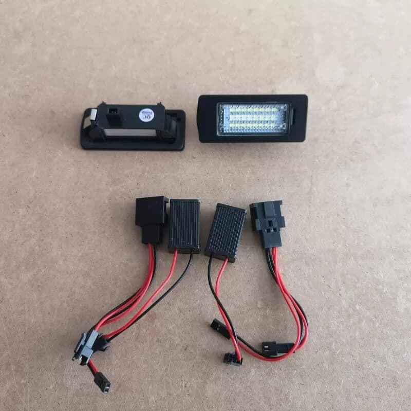 Auto si Moto - Piese auto si accesorii - Caroserie - Faruri, stopuri si proiectoare - Lampi numar led Audi A4 B8, A1, A3 8V, A5, A7, TT, Q3, Q5 - Infinity.ro