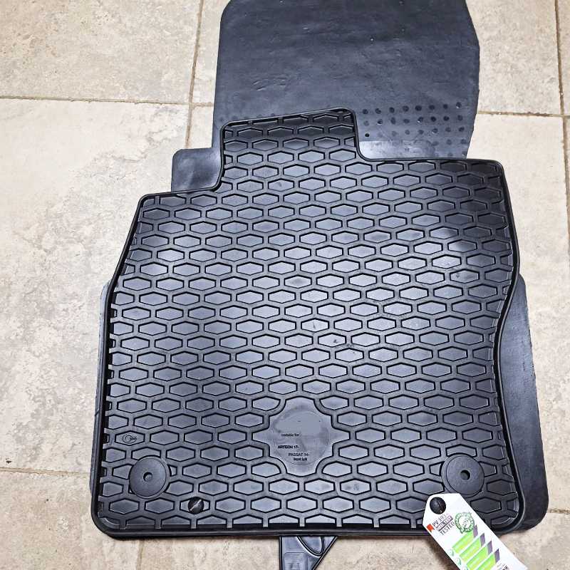 Auto si Moto - Intretinere auto - Covorase auto - Presuri cauciuc covorase VW Passat B8, Arteon, set 4 buc - Infinity.ro