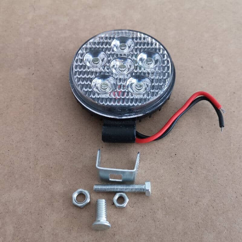 Auto si Moto - Piese auto si accesorii - Caroserie - Faruri, stopuri si proiectoare - Proiector led 18W mini, rotund, Off Road, 6 LED - Infinity.ro