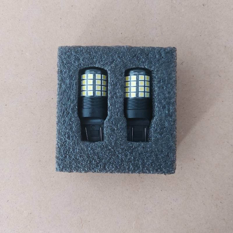 Auto si Moto - Electrice auto - Iluminare si semnalizare - Becuri auto - Set 2 becuri led T20 2 faze, compatibile Duster, lumina alba, BG54 - Infinity.ro