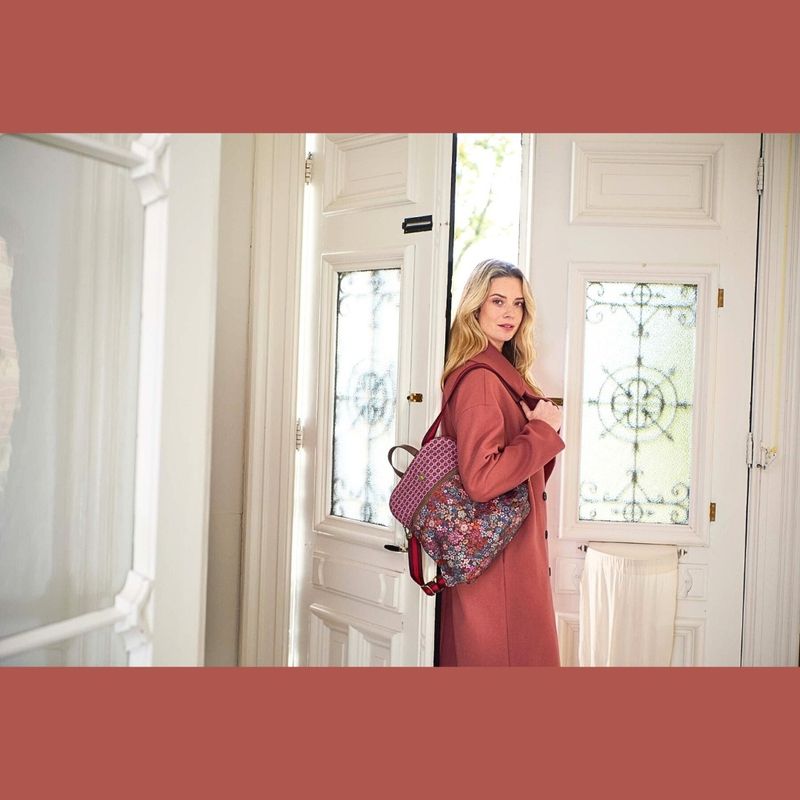 Fashion, accesorii si bijuterii - Femei - Accesorii femei - Genti si rucsacuri femei - Rucsac Finlee dama, Pip Studio, Red, 28x11x36 cm, colectia Tutti i Fiori - Infinity.ro