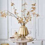 Casa si Gradina - Decoratiuni - Obiecte decorative - Vaze si boluri decorative - Vaza decorativa, din metal, Pip Studio, White-Gold, 35 cm, colectia Royal Dot Delight - Infinity.ro