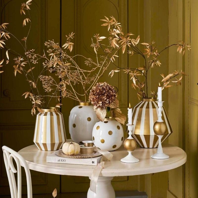 Casa si Gradina - Decoratiuni - Obiecte decorative - Vaze si boluri decorative - Vaza decorativa, din metal, Pip Studio, White-Gold, 35 cm, colectia Royal Dot Delight - Infinity.ro